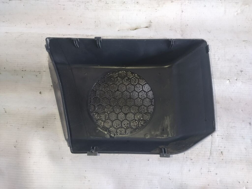 накладка динамика б/у \ сломаны крепления - 1